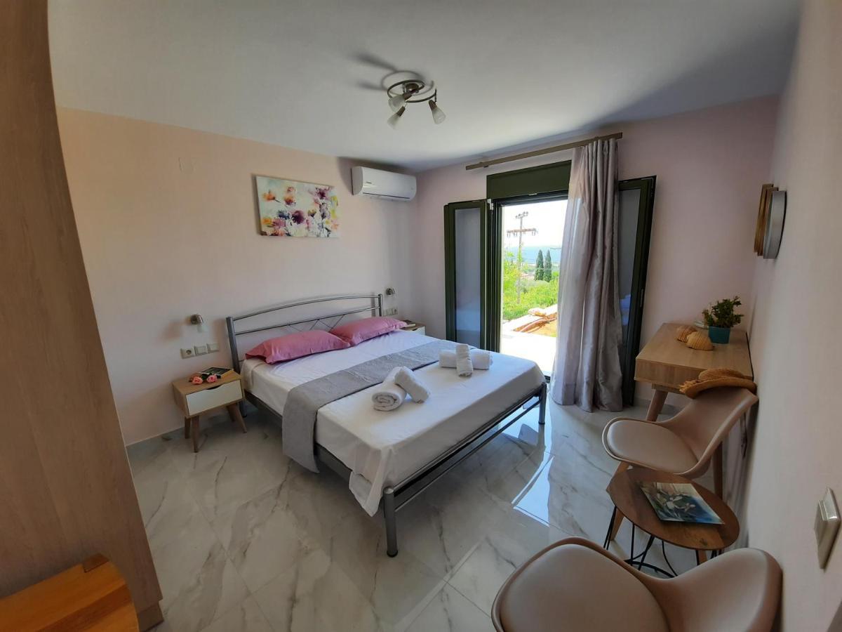 Freesia Grand Sea View Residence Svoronata Zewnętrze zdjęcie